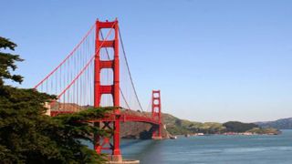 Mit dem Mietwagen über die Golden Gate Bridge...