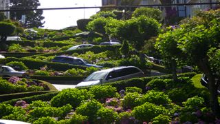...oder mit dem Mietwagen auf der Lombard Street
