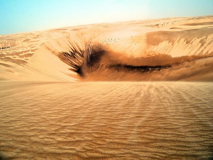 Wahiba Sands: Atemberaubender Ausblick über die Dünen der Wüste